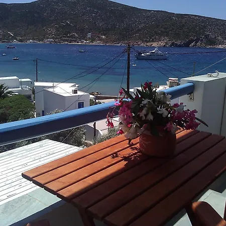 Agnanti Vathi (Sifnos)