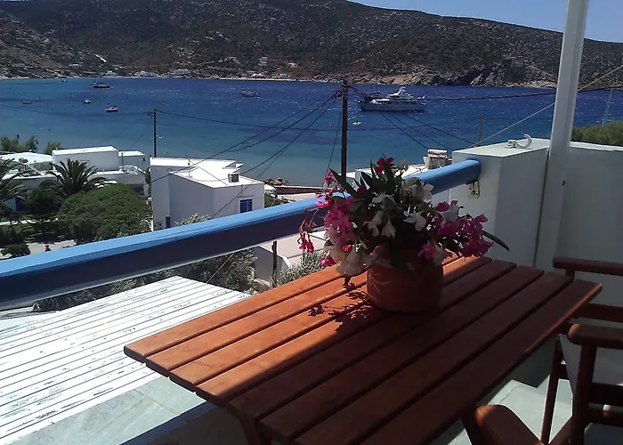 Agnanti Vathi (Sifnos)